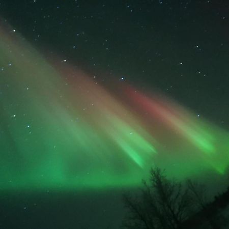 Viihtyisae Moekki Riekkojen Mailla Hetassa Villa Enontekio Bagian luar foto
