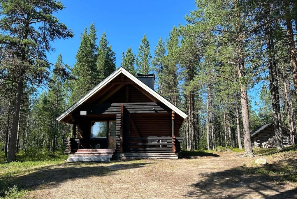 Viihtyisae Moekki Riekkojen Mailla Hetassa Villa Enontekio Bagian luar foto